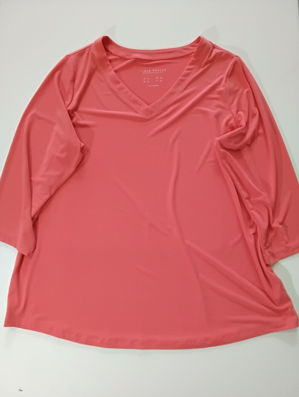 Susan Graver Liquid Knit Weekend Essentials Top Womens 1X Coral Pink Minimalist